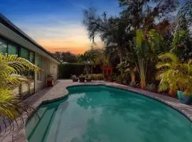 The Riverview Estates Sauna And Heated Pool