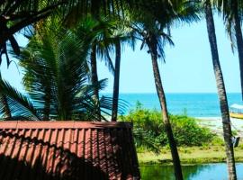 Samant Beach Resort, hotel in Malvan