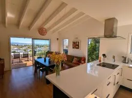 Richmond Views - Holiday Home