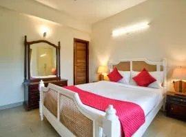 Cozy 2BHK Pool Apartment in candolim