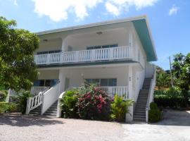 Divers Lodge Guest House, guest house in Beau Vallon