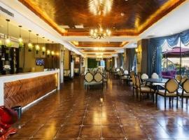 Metropolo Hotel Yining Development Zone Hanma Building, hotel em Yining Airport