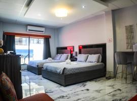 Itza-Bella Suites, Hotel in Isabela