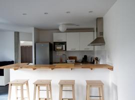 Appartement Neuf - Port de l'AberWrac'h -, Hotel in Landéda
