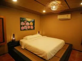 Big Elk Steak House - HomeStay