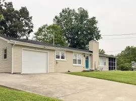 Whisker Ridge A Cozy 3-Bedroom Cottage
