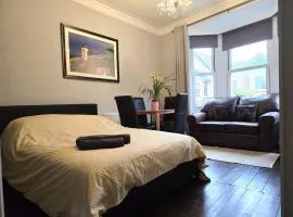 Modern Apartment in the heart of Guildford