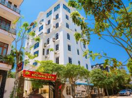 Hương Sen Hotel Bac Giang, Hotel mit Parkplatz in Bắc Giang