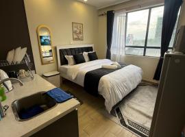 InDesign Makumbi apartments، فندق مع مسابح في Syokimau