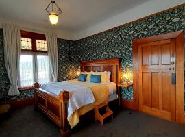 The Bohemian at Noah's Ark, hotel in Greymouth