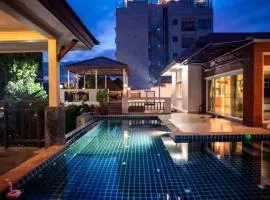 ZJ Garden Pool Villa