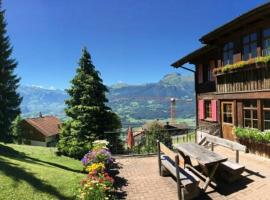 Appartement Fernsicht Triesenberg, hotel económico em Triesenberg