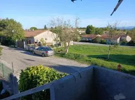 Appartement 2 pièces petit village au calme