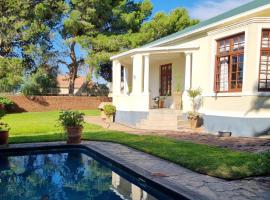 Serene Haven Guest House, hotel in Victoria West