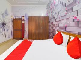 OYO Ashiyana Guest House, hotel in Rudrapur