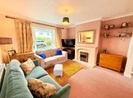 A Perfect Work Base & Family House in Fishpoads