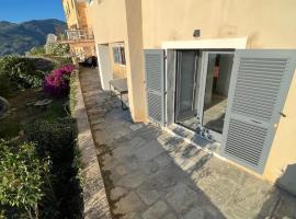 Studio dans maison typique du cap Corse, hotel i Canari