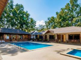 Dew Drops Jungle Resort, hotel em Dandeli