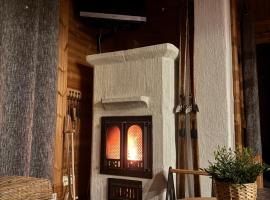 Himos Tomba, Areenan alue