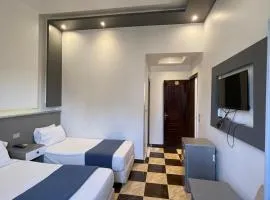 Family Palace Hostel