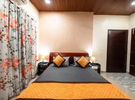 Jyothi - Bright and Cozy