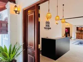 The Ridge Colonial Villa