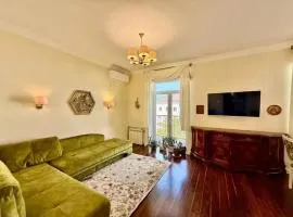 Апартаменти-прованс в центрі завжди зі СВІТЛОМ