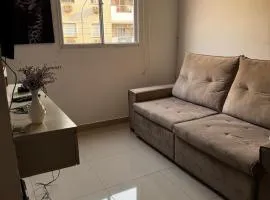 Cozy 2-Bedroom Apartment 2 km from the Airport