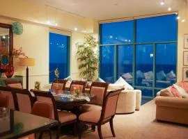 Penthouse Jr Unrivaled Luxury Insane Views apts