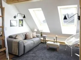 KönigsSCHLAF No7 - Dachwohnung mit Galerie im Herzen von Konstanz