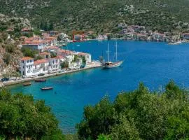 Sea Side Studio with Balcony and Sea View