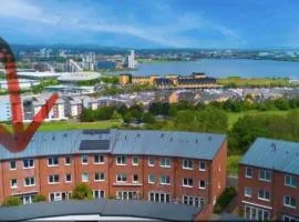 4 bed Townhouse with spectacular views 4 miles from Cardiff 10min drive or train journey to city centre