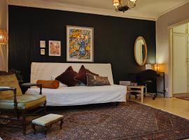 Central l&auml;genhet med badkar N&auml;ra till allt, lugar para ficar em Ume&aring;