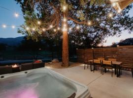 Dennison House, hotel a Three Rivers