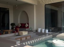 Paradise Vine, hotel in Barka