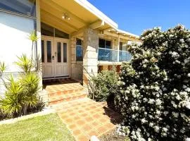 24 Sorrento Seabreeze 5br Family Seaside Home