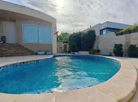 Private Flatlet in a Villa with Pool - 6 Guests Max