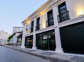 Nomad Hub Suit İstanbul, khách sạn ở Istanbul