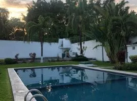 Casa-Patio Bugambilias