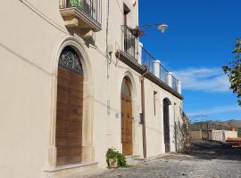 Dimora al Colle, hotel u gradu Caporciano