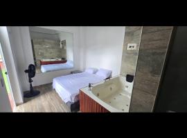 Hotel MISERINO, Ferienwohnung mit Hotelservice in La Mesa