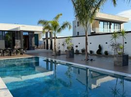 Mia Villa, hotel in Draç