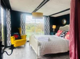 Lookout cabin farm stay firepit Hertford