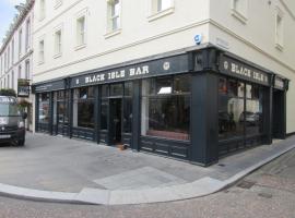 Black Isle Bar & Rooms, хотел в Инвърнес