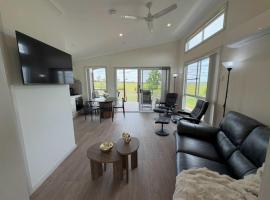 Red Hill Cabin#2 - 2-bedroom, hotel in Walcha