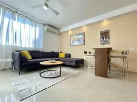 2BR Sunny Escape by the Beach