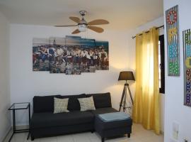 Las Brisas, hotel in Granadilla de Abona