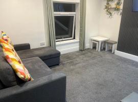 Crosby Marina Apartment, hotel pantai di Waterloo