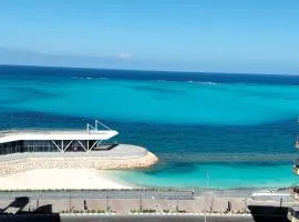 Luxury units for rent on the sea