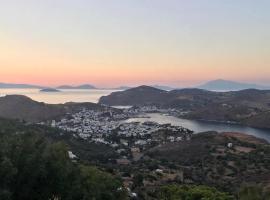 The Cave of Heart, hotel en Patmos